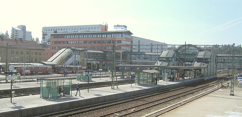 Fil:Tumba station.jpg