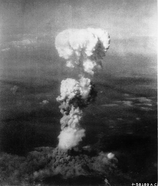 Fil:Atomic cloud over Hiroshima.jpg