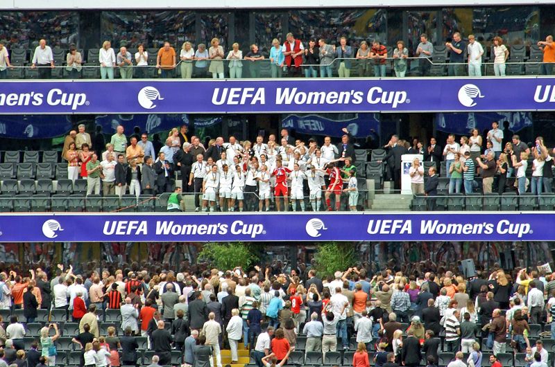 Fil:Coba-arena-uefa-women-1.ffc-2008.jpg