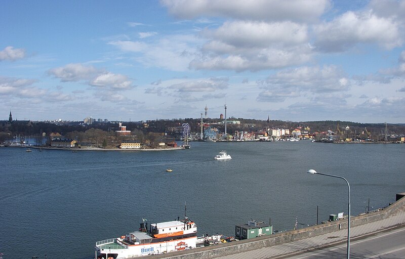 Fil:Stockholmspanorama 2009c.jpg