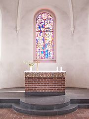 Fil:Husie kyrka altar.jpg