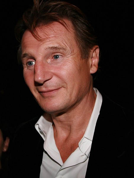 Fil:Liam Neeson at 2008 TIFF cropped.jpg