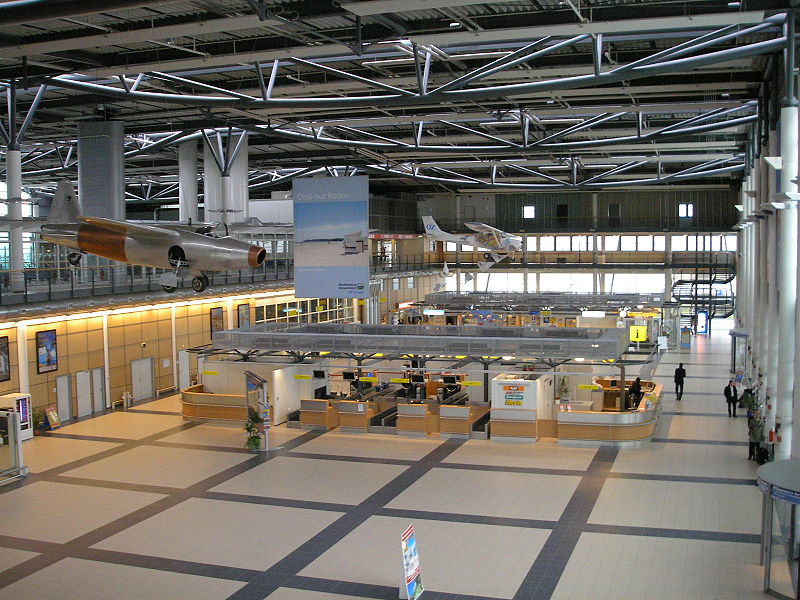 Fil:Flughafen Rostock-Laage2.JPG