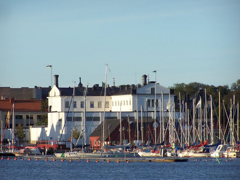 Fil:Fängelset i Karlskrona.jpg