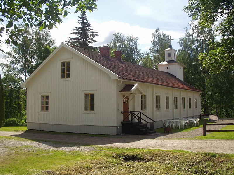 Fil:Nianfors kyrka 2007-06-19.JPG