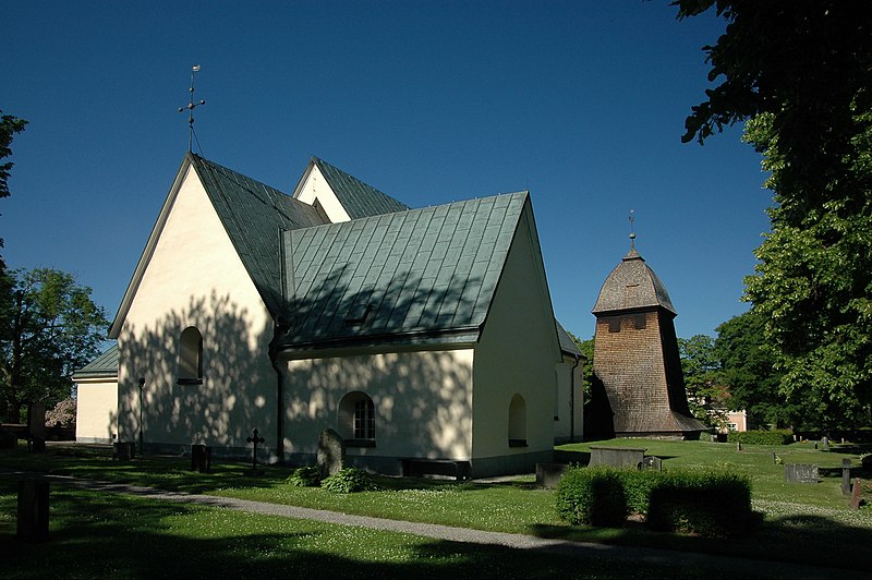 Fil:Badelunda kyrka, Västerås1002.jpg