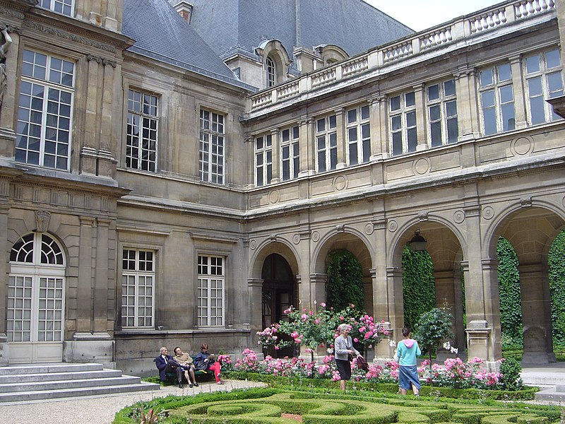 Fil:Musee Carnavalet dsc03735.jpg