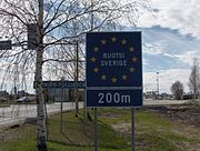 Swedish border sign Tornio.JPG