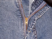 Fil:YKK Zipper on Jeans.JPG