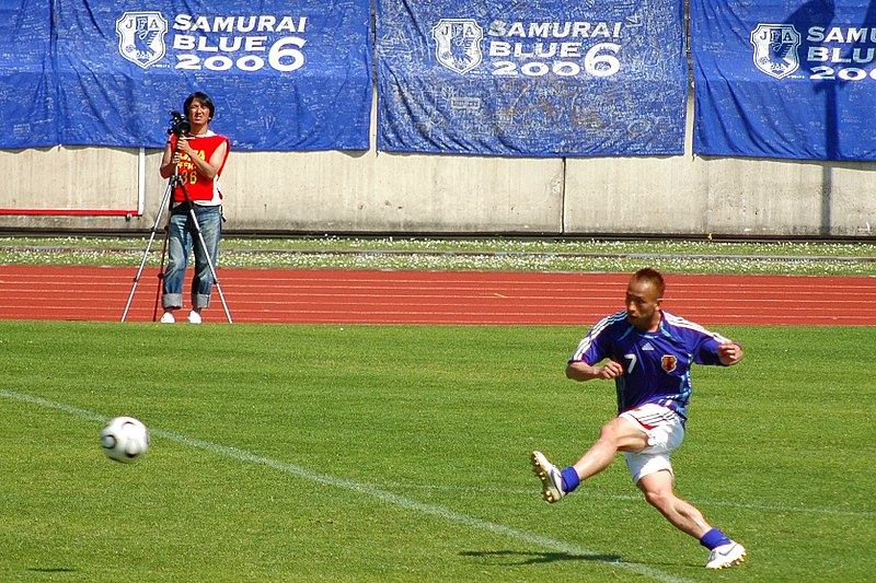 Fil:Hidetoshi Nakata, preparing for Football World Cup 2006.jpg