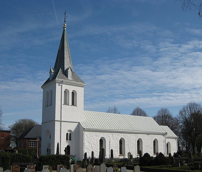 Fil:Lackalänga kyrka.jpg