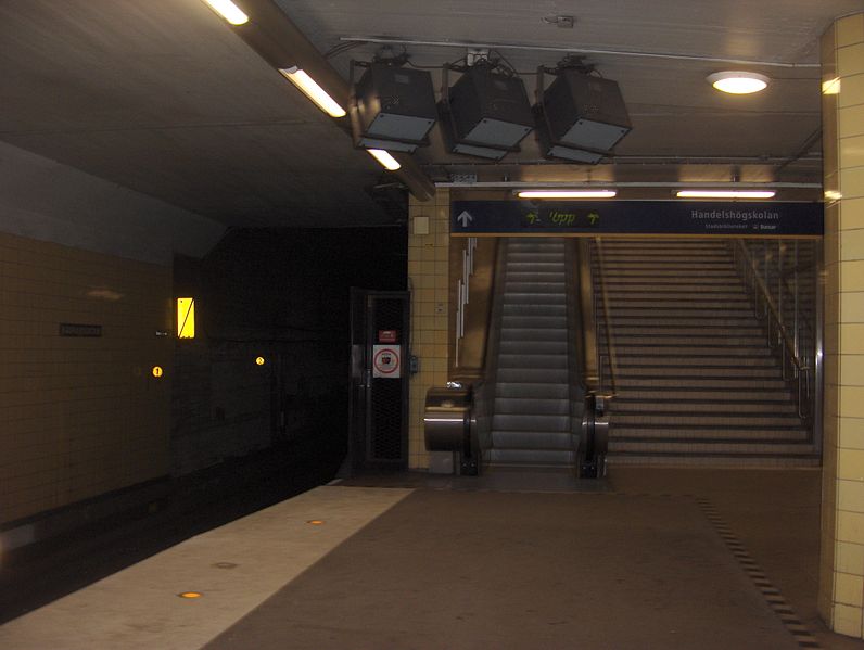 Fil:Rådmansgatan Stockholm Metro station 2007-2.JPG