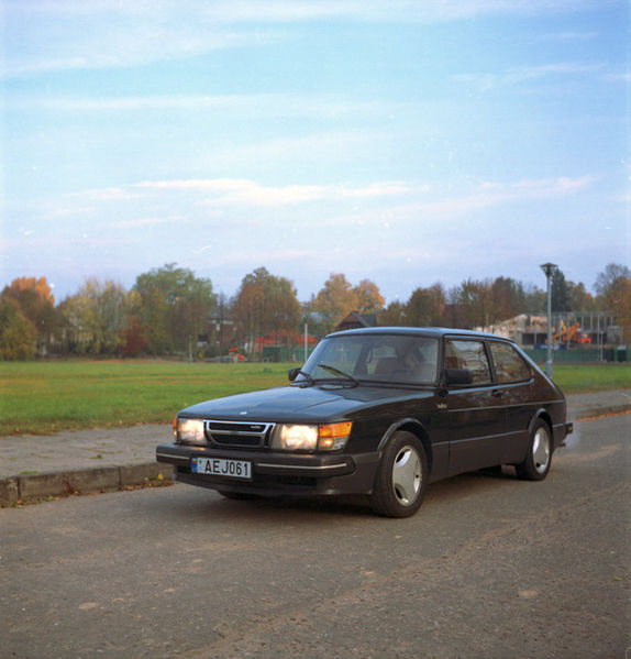 Fil:Saab900t16sfr.jpg