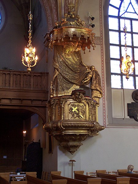 Fil:Klara kyrka pulpit.jpg