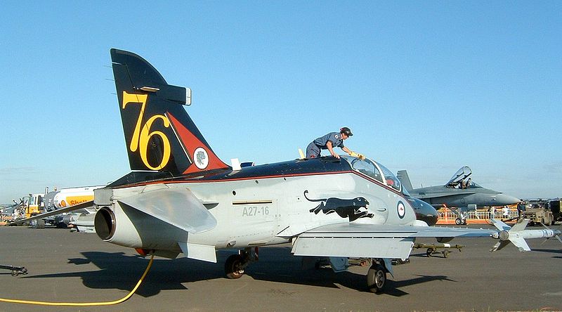 Fil:BAe Hawk Mk127 76 Sqn RAAF 1.jpg
