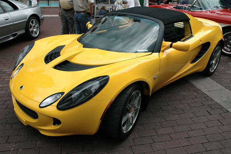 Fil:Lotus Elise at Indy Concours.jpg