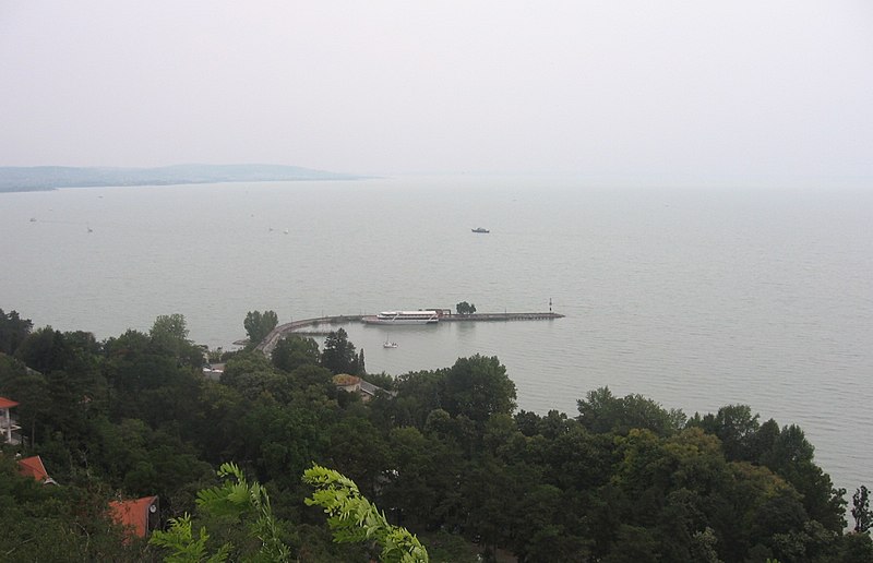 Fil:LakeBalaton2.jpg