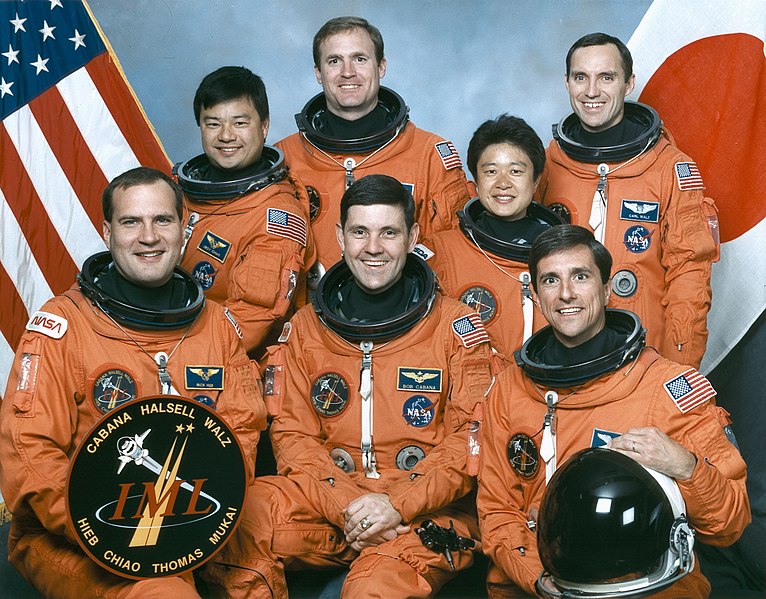 Fil:Sts-65 crew.jpg