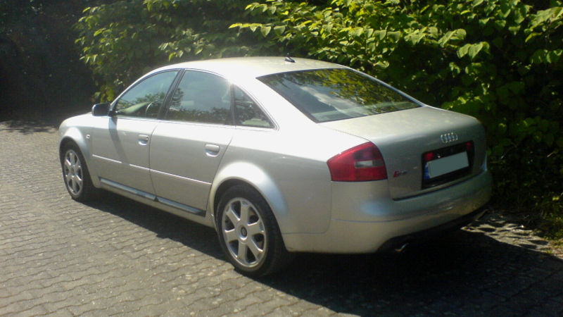 Fil:Audi S6 (C5) silber.jpg