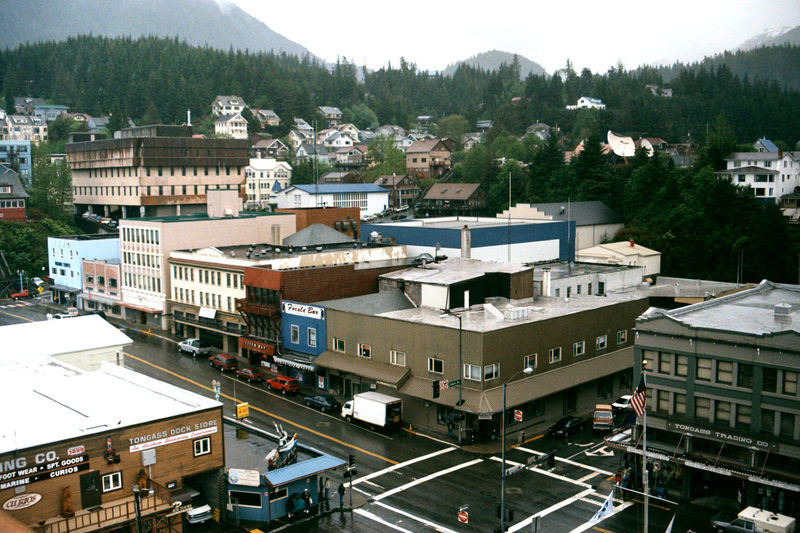 Fil:Downtown Ketchikan Alaska.jpg