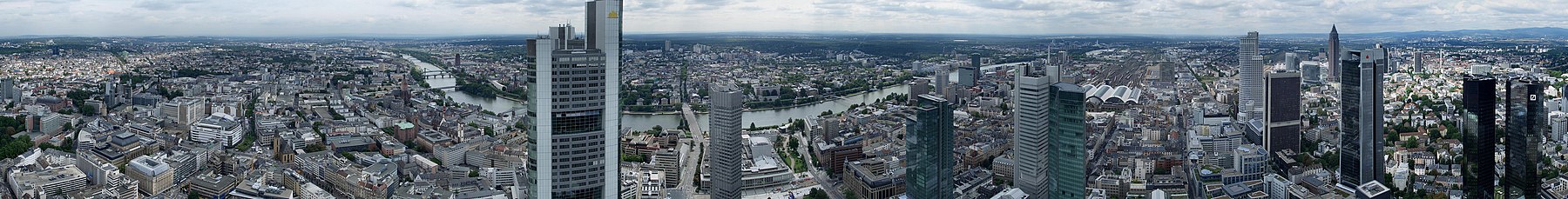 Panorama över Frankfurt am Main