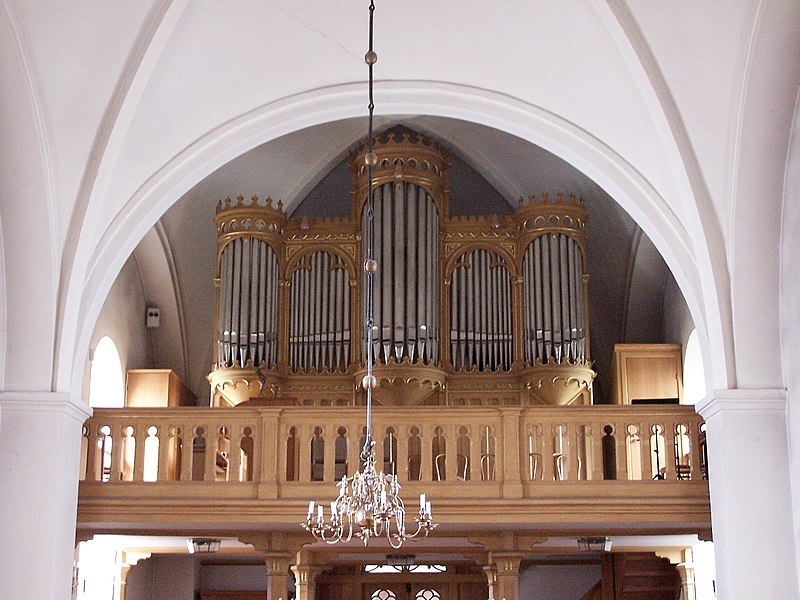 Fil:Husie kyrka organ.jpg