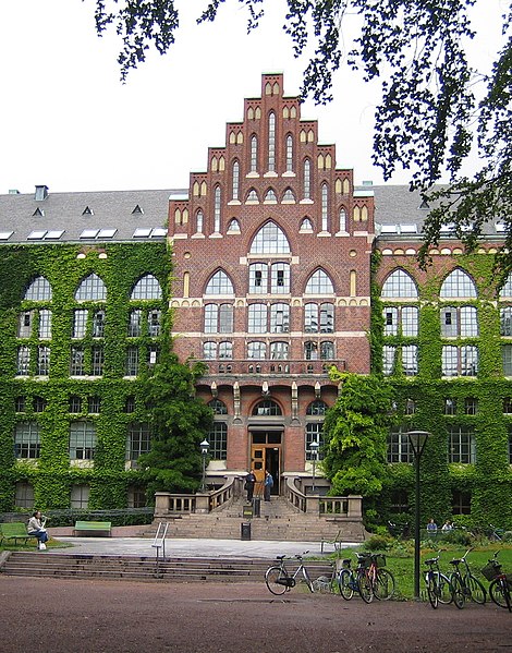 Fil:Universitetsbiblioteket, Lund 2.jpg