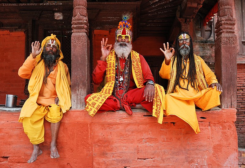 Fil:Three saddhus at Kathmandu Durbar Square.jpg