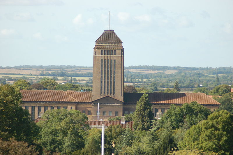 Fil:Cambridge-University-Library.jpg