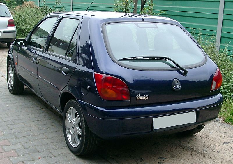 Fil:Ford Fiesta MK5 rear 20071002.jpg