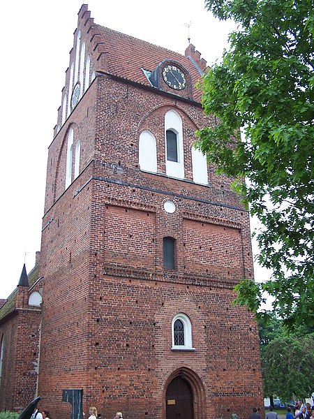 Fil:Sankt Nicolai kyrka i Sölvesborg.jpg