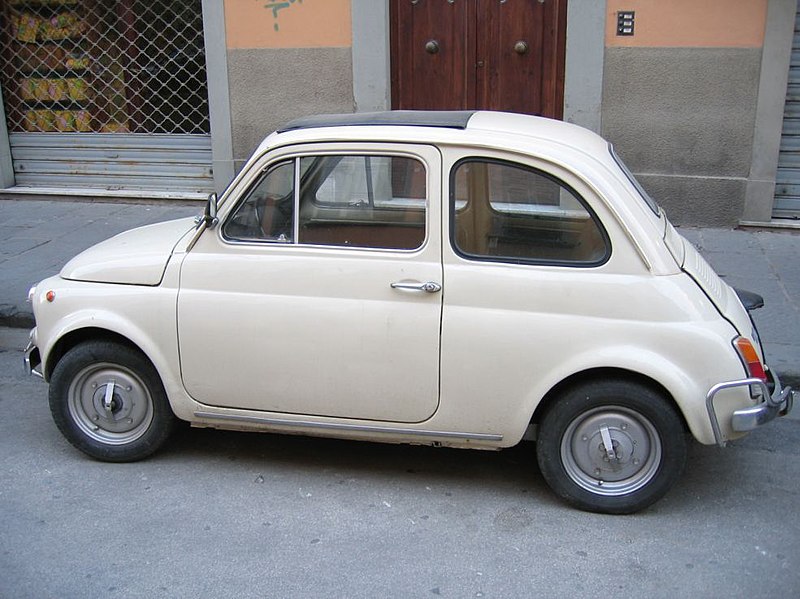 Fil:White Fiat 500.jpg