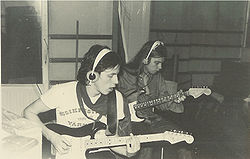 Peter "Ampull" Sjölander och Lars "Guld-Lars" Jonson i studion någon gång under 1981.
