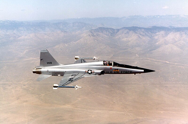 Fil:Northrop F-5E (Tail No. 11419) 061006-F-1234S-070.jpg