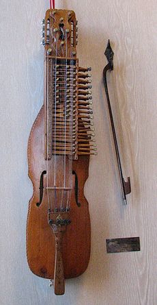 Nyckelharpa (byggd av Eric Sahlström)