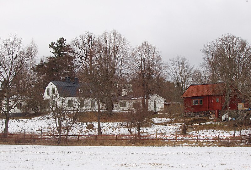 Fil:Långnäs gård 2009.jpg