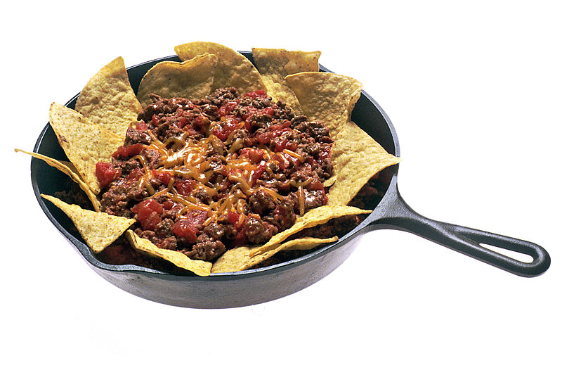 Fil:NachosWithBeefAndBeans.jpg