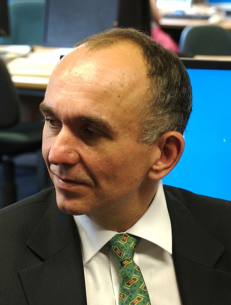 Fil:Peter-molyneux-at-university-of-southampton.jpg