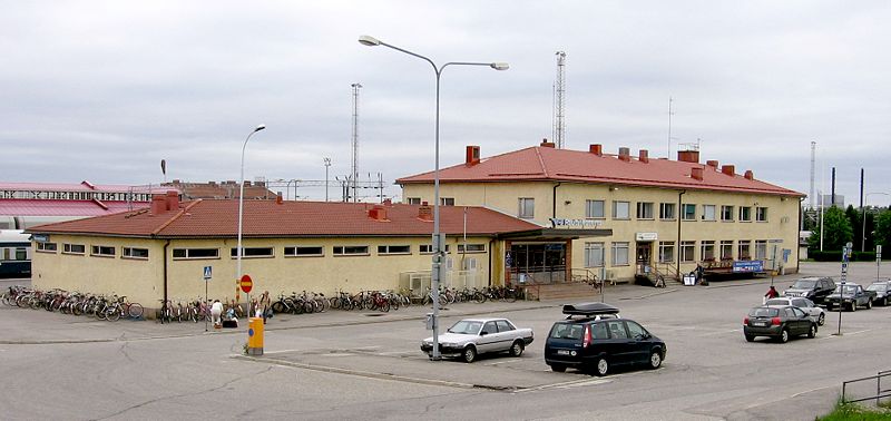 Fil:Rovaniemi railway station2.jpg
