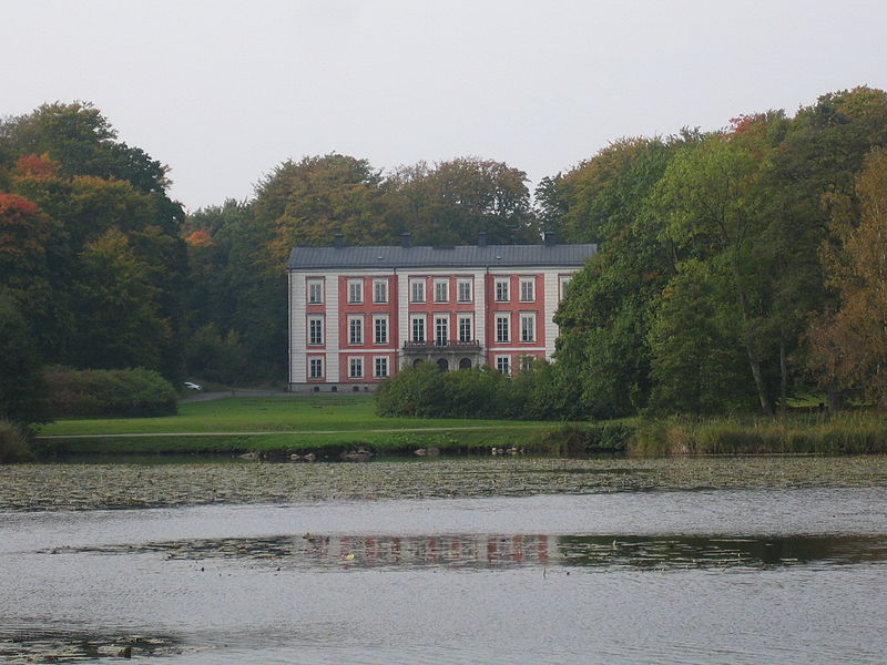 Fil:Ovesholms slott.jpg