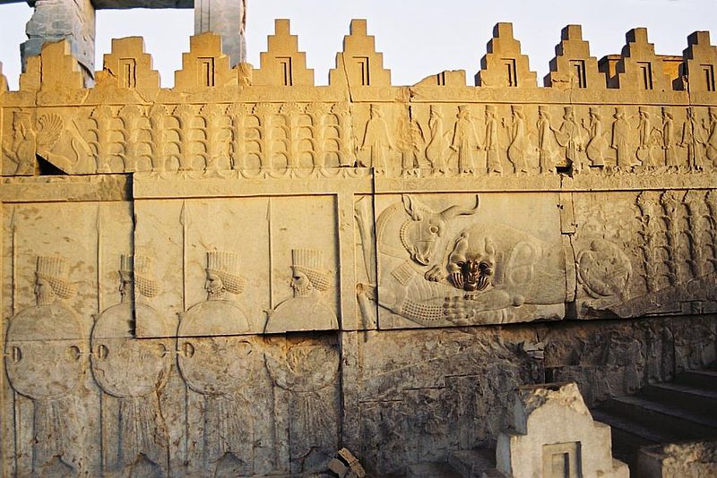 Fil:Persepolis-Darius palace-stairs relief.jpg