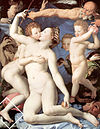 "Venus och Amor" av renässanskonstnären Agnolo Bronzino. Amors (eng. Cupid) fot (markerad) på denna tavla användes av Terry Gilliam till den animerade inledningen av varje avsnitt av "Monty Pythons flygande cirkus".