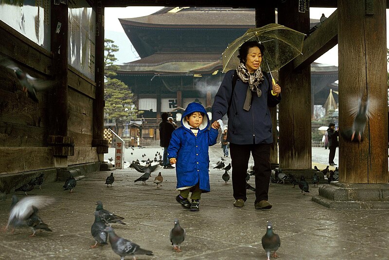 Fil:Zenkoji-Nagano.JPG