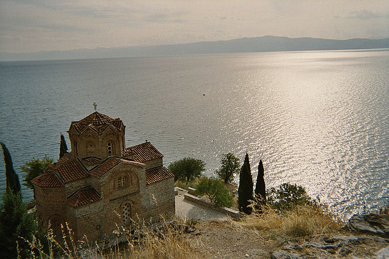 Fil:Ohrid StJohn Kaneo.jpg