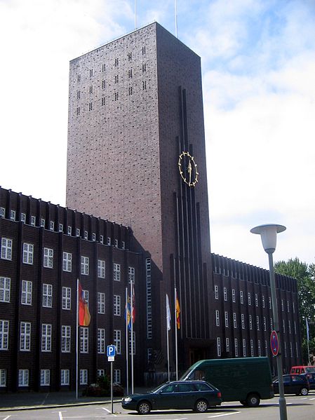 Fil:Rathaus Wilhelmshaven.jpg