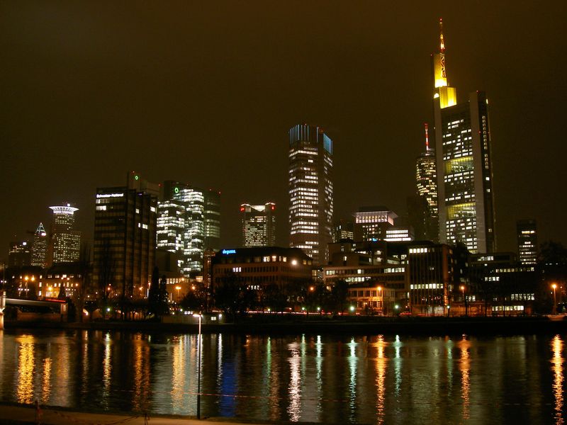 Fil:Frankfurt am Main - Skyline.jpg