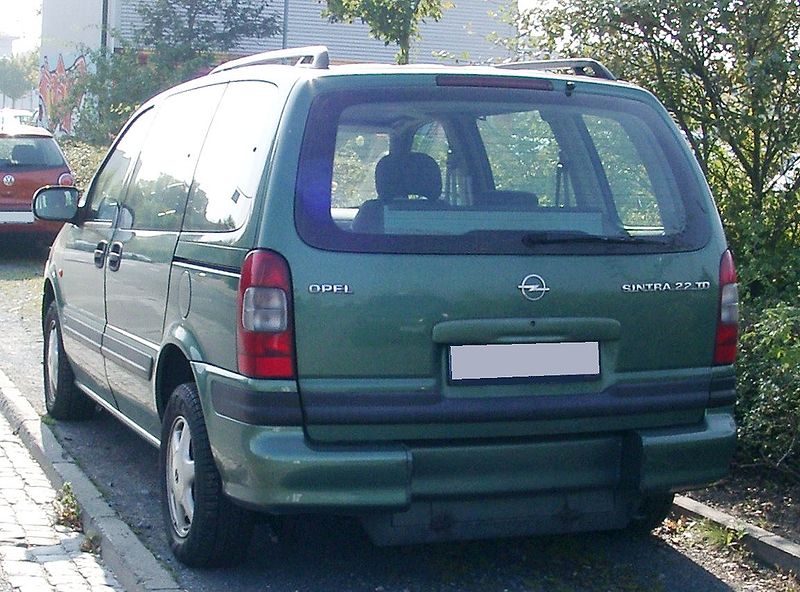 Fil:Opel Sintra rear 20071011.jpg
