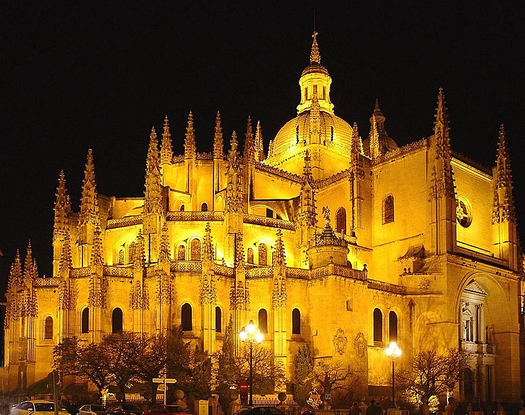 Fil:Catedral de Segovia.jpg