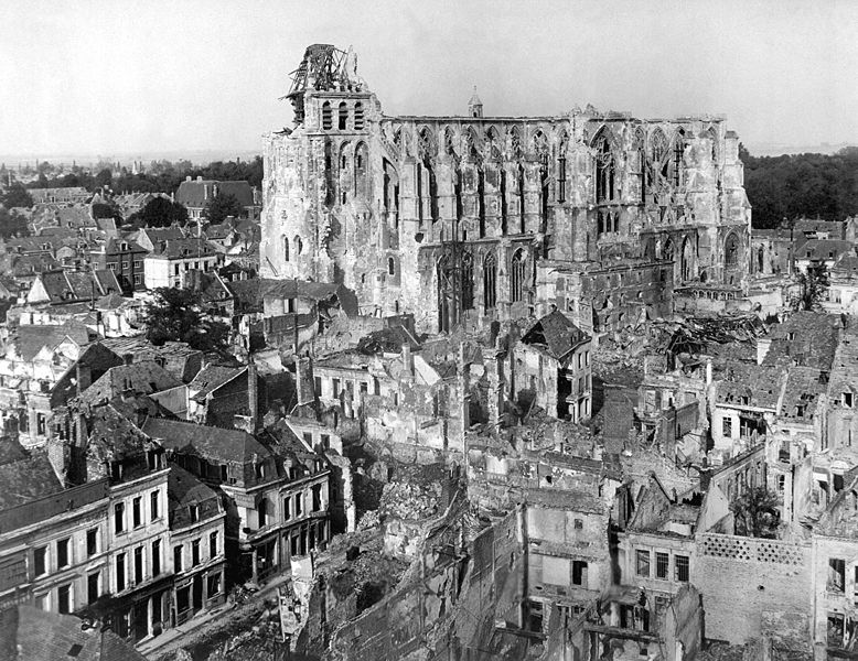 Fil:Ruins Cathedral of St. Quentin2.jpg