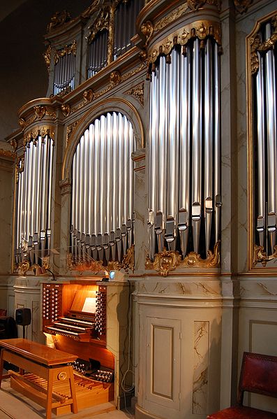 Fil:Hedvig Eleonora kyrka orgel.jpg